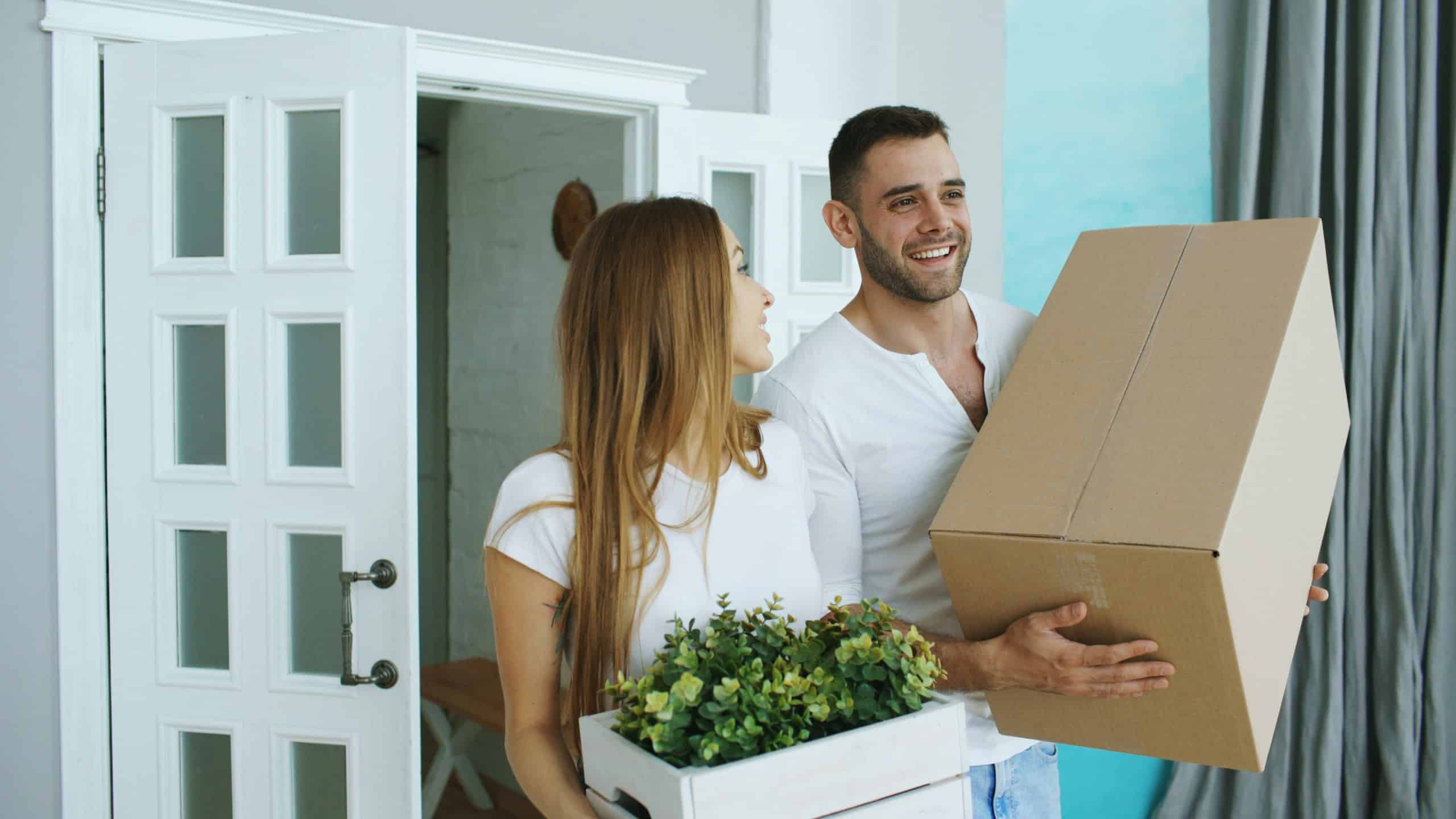 15 Essential Tips for Moving Out of Your Parents' House - Cavalier Moving